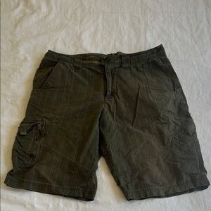 Men's Merrell Olive Green Cargo Shorts